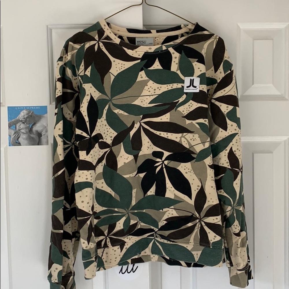 Superlative Conspiracy Floral Crewneck